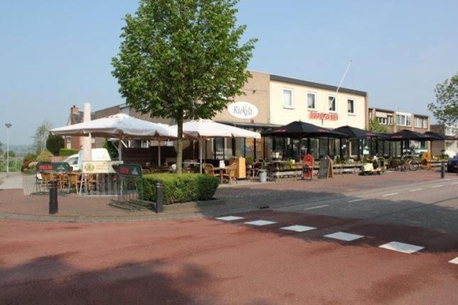 B&B - Eetcafe - Riekelt Gronsveld Exteriér fotografie